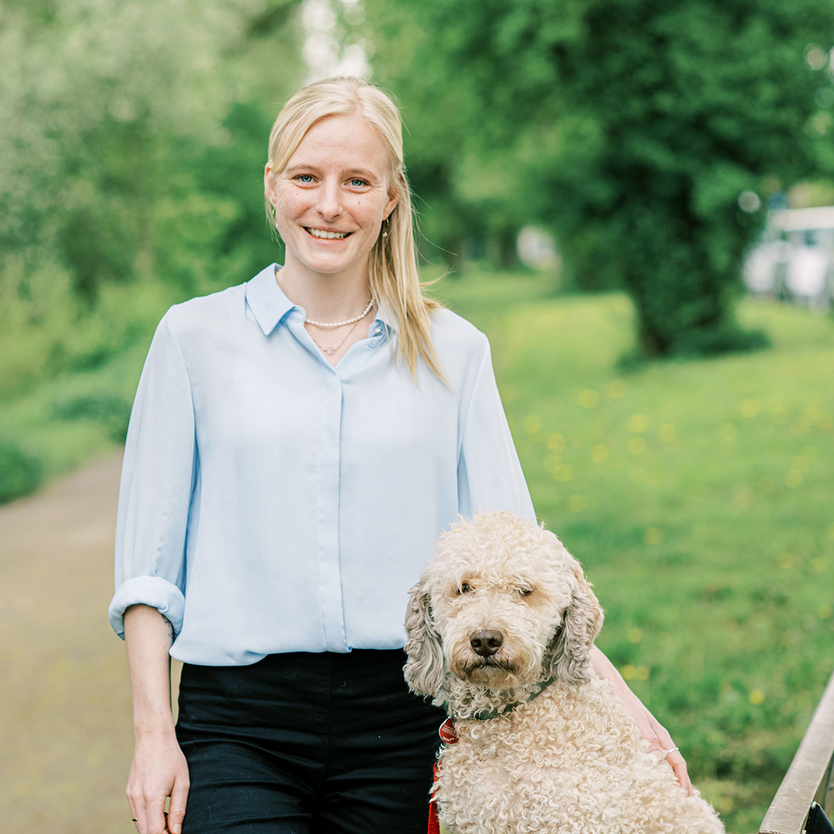 DIRS21 Portrait Louisa Gewand